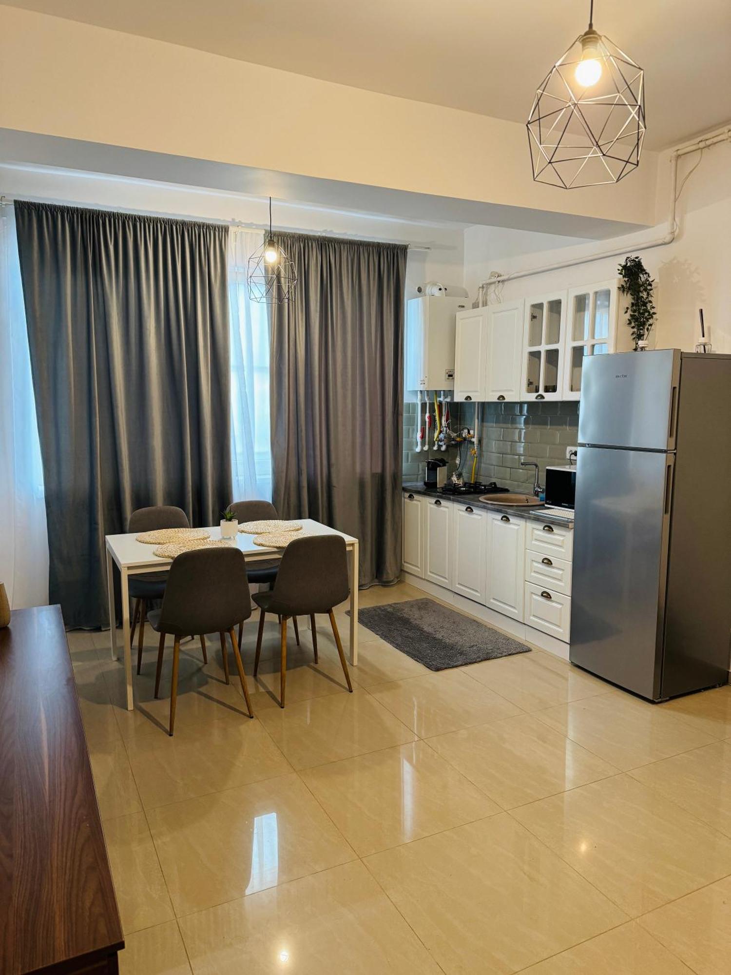 Royal Reed Apartments นาโวดาริ ภายนอก รูปภาพ